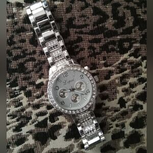 Lupai Stainless Steel silver watch